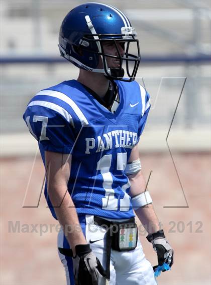 Thumbnail 3 in Van Alstyne vs. Holliday photogallery.