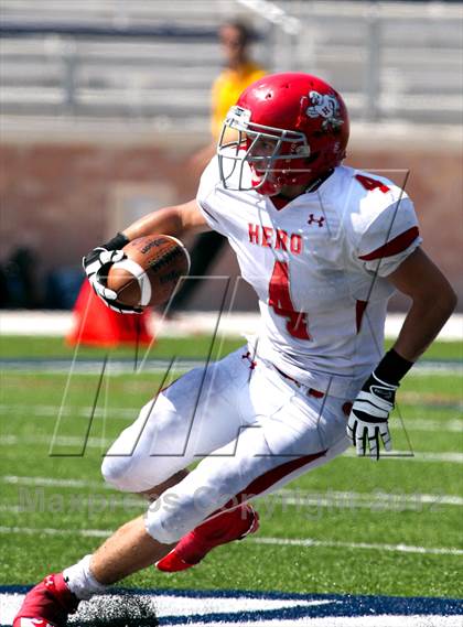 Thumbnail 3 in Van Alstyne vs. Holliday photogallery.