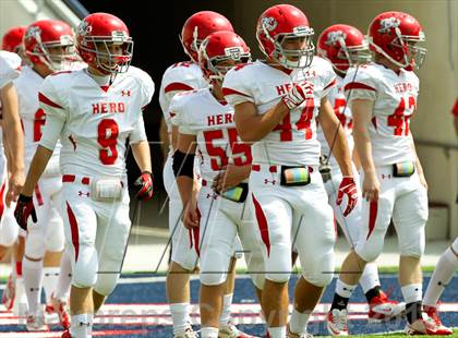 Thumbnail 2 in Van Alstyne vs. Holliday photogallery.