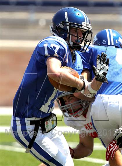 Thumbnail 2 in Van Alstyne vs. Holliday photogallery.