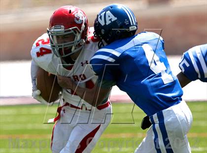 Thumbnail 3 in Van Alstyne vs. Holliday photogallery.