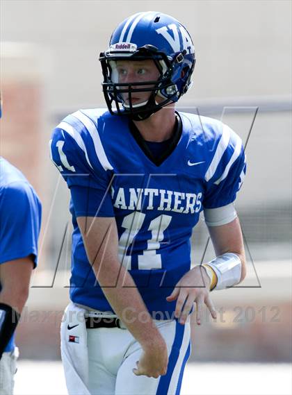 Thumbnail 2 in Van Alstyne vs. Holliday photogallery.