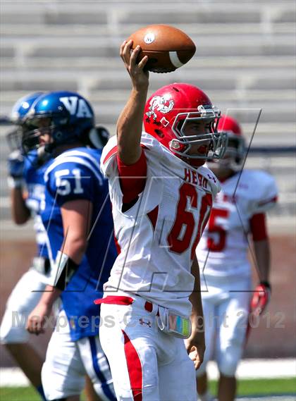 Thumbnail 1 in Van Alstyne vs. Holliday photogallery.