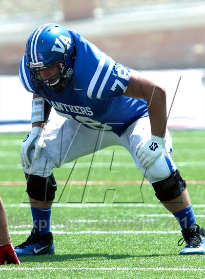 Thumbnail 2 in Van Alstyne vs. Holliday photogallery.