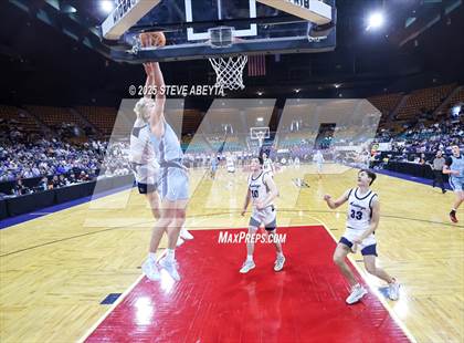 Thumbnail 3 in Valor Christian @ Ralston Valley (CHSAA 6A Great 8) photogallery.