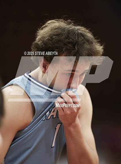 Thumbnail 1 in Valor Christian @ Ralston Valley (CHSAA 6A Great 8) photogallery.