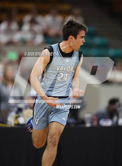 Thumbnail 3 in Valor Christian @ Ralston Valley (CHSAA 6A Great 8) photogallery.
