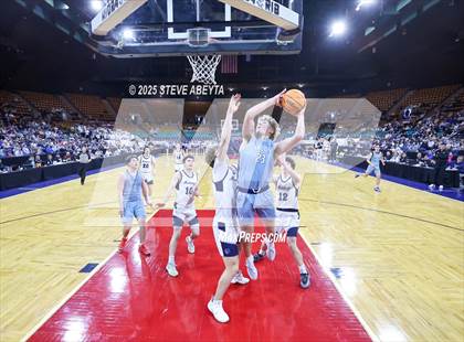 Thumbnail 1 in Valor Christian @ Ralston Valley (CHSAA 6A Great 8) photogallery.