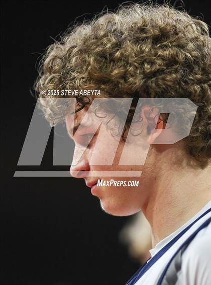 Thumbnail 2 in Valor Christian @ Ralston Valley (CHSAA 6A Great 8) photogallery.