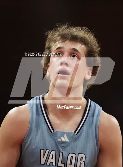Thumbnail 3 in Valor Christian @ Ralston Valley (CHSAA 6A Great 8) photogallery.
