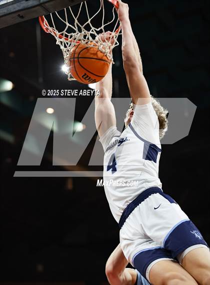 Thumbnail 3 in Valor Christian @ Ralston Valley (CHSAA 6A Great 8) photogallery.