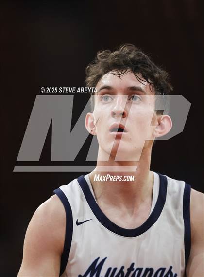 Thumbnail 2 in Valor Christian @ Ralston Valley (CHSAA 6A Great 8) photogallery.