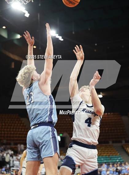 Thumbnail 1 in Valor Christian @ Ralston Valley (CHSAA 6A Great 8) photogallery.