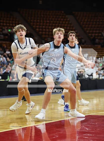 Thumbnail 3 in Valor Christian @ Ralston Valley (CHSAA 6A Great 8) photogallery.