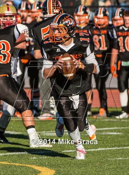 Thumbnail 1 in Boston College High @ Newton North (MIAA Division 1 South Semifinal) photogallery.