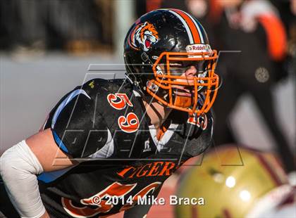 Thumbnail 2 in Boston College High @ Newton North (MIAA Division 1 South Semifinal) photogallery.