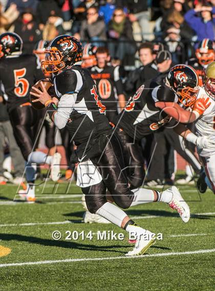 Thumbnail 3 in Boston College High @ Newton North (MIAA Division 1 South Semifinal) photogallery.