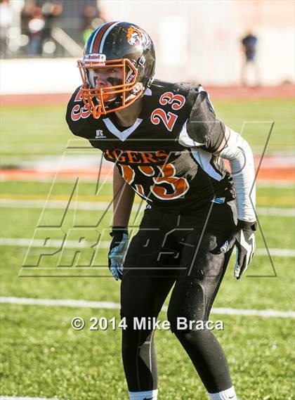 Thumbnail 2 in Boston College High @ Newton North (MIAA Division 1 South Semifinal) photogallery.