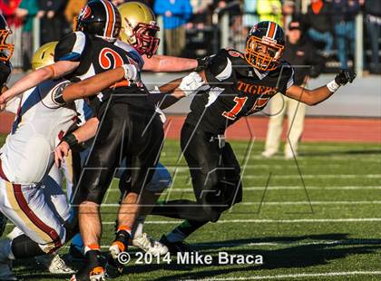 Thumbnail 2 in Boston College High @ Newton North (MIAA Division 1 South Semifinal) photogallery.