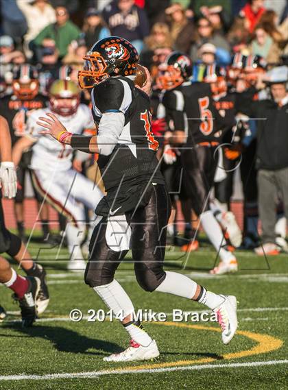 Thumbnail 1 in Boston College High @ Newton North (MIAA Division 1 South Semifinal) photogallery.