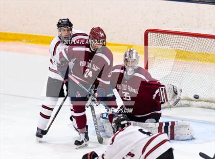 Thumbnail 2 in Albany Academy vs. Avon Old Farms (NESPAC Large Division Final) photogallery.