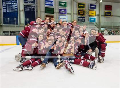 Thumbnail 3 in Albany Academy vs. Avon Old Farms (NESPAC Large Division Final) photogallery.