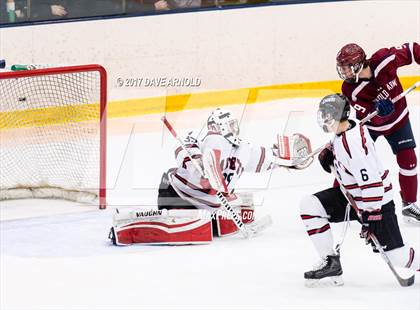 Thumbnail 2 in Albany Academy vs. Avon Old Farms (NESPAC Large Division Final) photogallery.