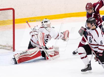Thumbnail 1 in Albany Academy vs. Avon Old Farms (NESPAC Large Division Final) photogallery.