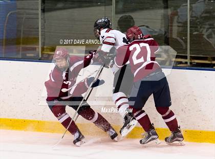 Thumbnail 2 in Albany Academy vs. Avon Old Farms (NESPAC Large Division Final) photogallery.