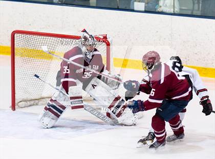 Thumbnail 2 in Albany Academy vs. Avon Old Farms (NESPAC Large Division Final) photogallery.