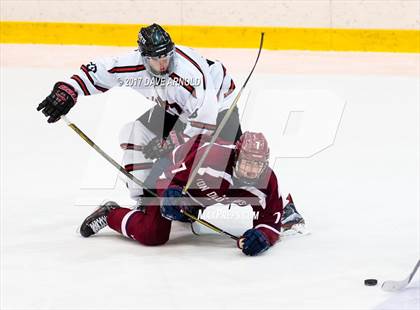 Thumbnail 2 in Albany Academy vs. Avon Old Farms (NESPAC Large Division Final) photogallery.