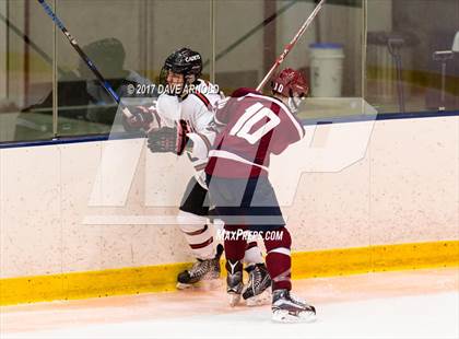 Thumbnail 2 in Albany Academy vs. Avon Old Farms (NESPAC Large Division Final) photogallery.