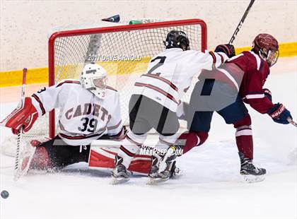 Thumbnail 3 in Albany Academy vs. Avon Old Farms (NESPAC Large Division Final) photogallery.