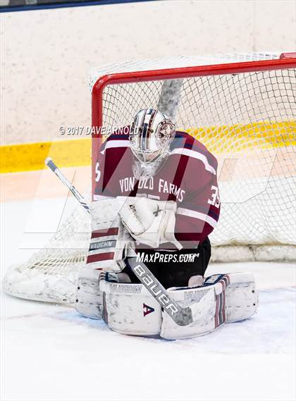 Thumbnail 2 in Albany Academy vs. Avon Old Farms (NESPAC Large Division Final) photogallery.