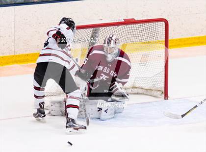 Thumbnail 1 in Albany Academy vs. Avon Old Farms (NESPAC Large Division Final) photogallery.