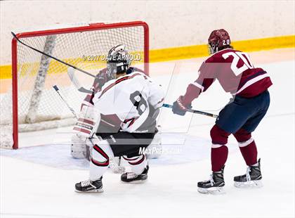 Thumbnail 3 in Albany Academy vs. Avon Old Farms (NESPAC Large Division Final) photogallery.