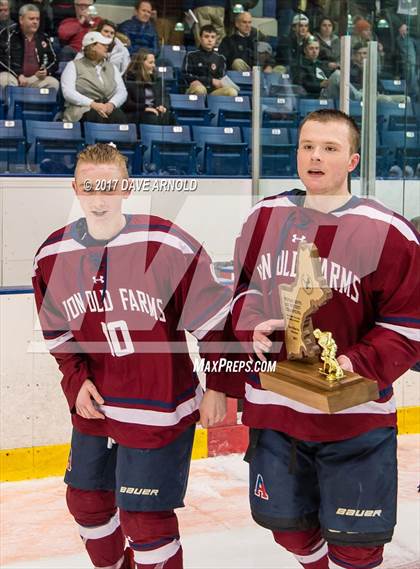 Thumbnail 1 in Albany Academy vs. Avon Old Farms (NESPAC Large Division Final) photogallery.