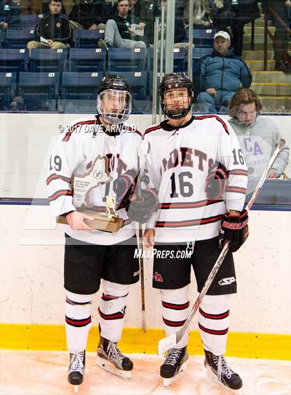 Thumbnail 2 in Albany Academy vs. Avon Old Farms (NESPAC Large Division Final) photogallery.