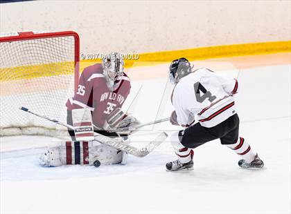 Thumbnail 3 in Albany Academy vs. Avon Old Farms (NESPAC Large Division Final) photogallery.