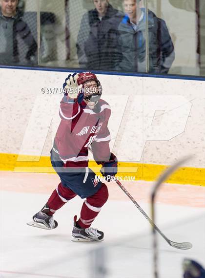 Thumbnail 2 in Albany Academy vs. Avon Old Farms (NESPAC Large Division Final) photogallery.