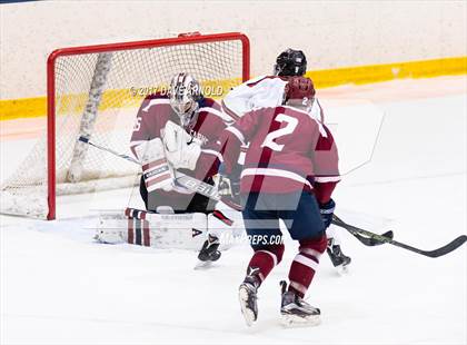 Thumbnail 1 in Albany Academy vs. Avon Old Farms (NESPAC Large Division Final) photogallery.