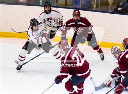 Thumbnail 1 in Albany Academy vs. Avon Old Farms (NESPAC Large Division Final) photogallery.