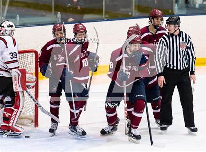 Thumbnail 3 in Albany Academy vs. Avon Old Farms (NESPAC Large Division Final) photogallery.