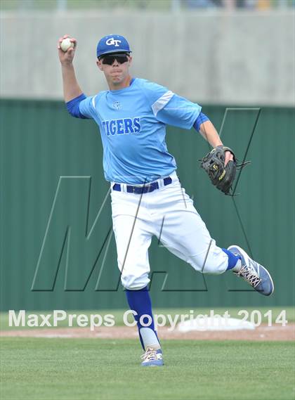 Thumbnail 2 in Grandview vs. Gunter (UIL 2A Region 2 Quarterfinal) photogallery.