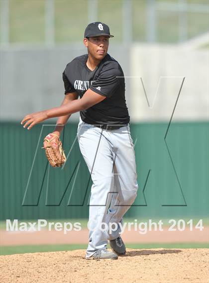 Thumbnail 3 in Grandview vs. Gunter (UIL 2A Region 2 Quarterfinal) photogallery.