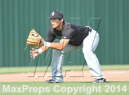 Thumbnail 2 in Grandview vs. Gunter (UIL 2A Region 2 Quarterfinal) photogallery.