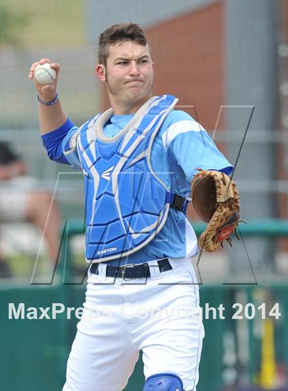 Thumbnail 1 in Grandview vs. Gunter (UIL 2A Region 2 Quarterfinal) photogallery.