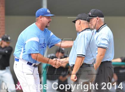 Thumbnail 3 in Grandview vs. Gunter (UIL 2A Region 2 Quarterfinal) photogallery.