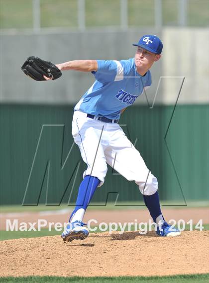 Thumbnail 3 in Grandview vs. Gunter (UIL 2A Region 2 Quarterfinal) photogallery.