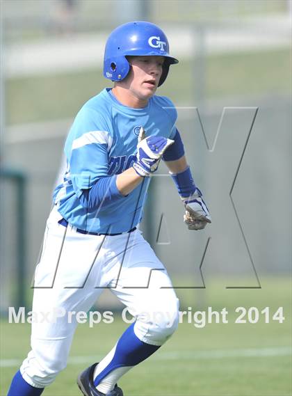Thumbnail 3 in Grandview vs. Gunter (UIL 2A Region 2 Quarterfinal) photogallery.